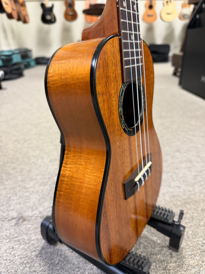 KUMU CM-54A Koa Concert Ukulele #2