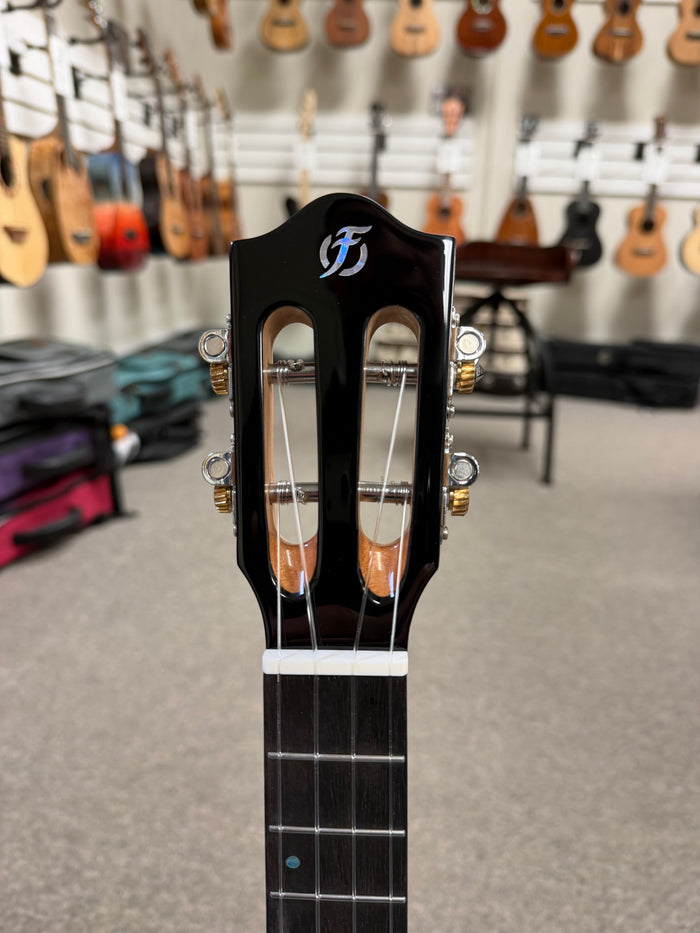 Flight TPP Iris Tinta Tenor Ukulele w/Case - Transparent Purple