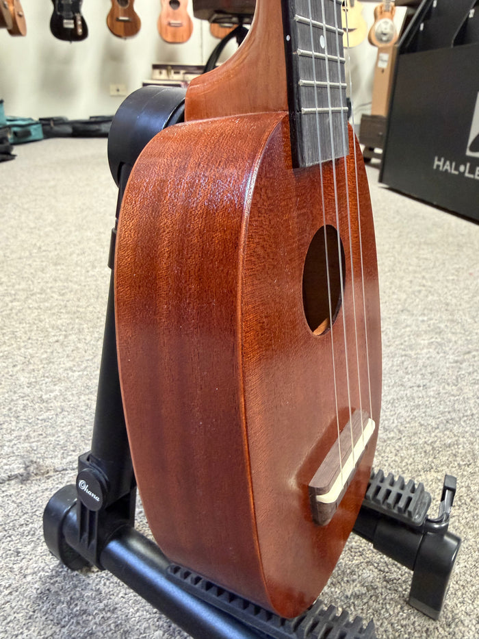 Kiwaya U-Trip 02 Mahogany Pineapple Sopranino Ukulele w/Case - Mini Soprano