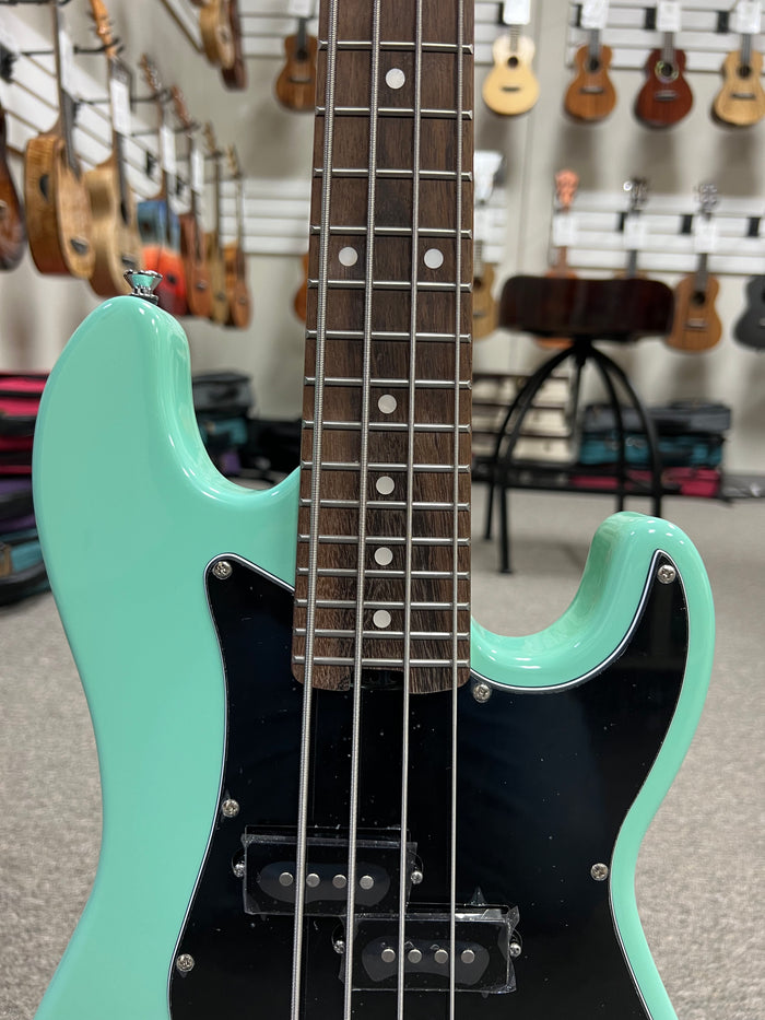 Flight Seafoam Green Solid Body Electric Mini Bass Lite Ukulele SFG - Short Scale Bass
