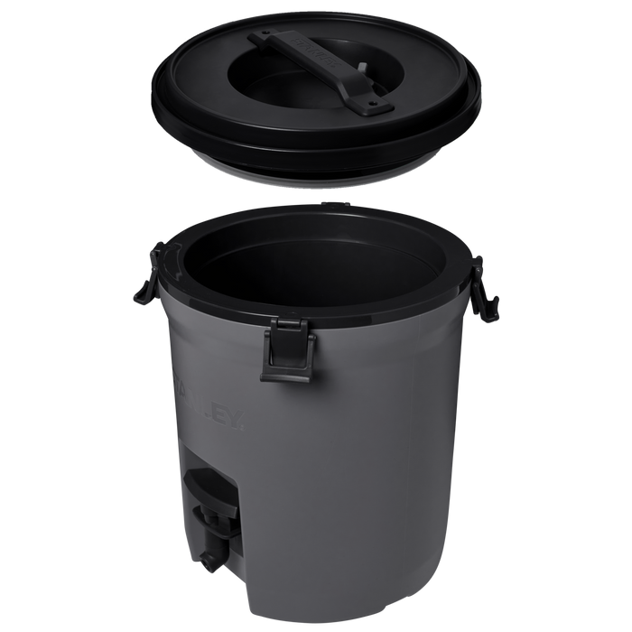 Stanley 2 Galloon Fast Flow Water Jug In Charcoal
