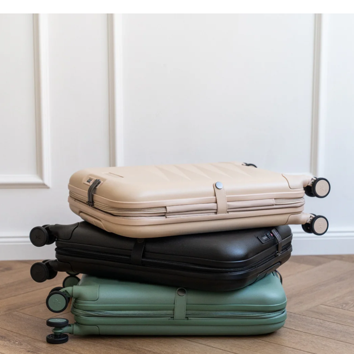 C21 Expandable Carry On Bag