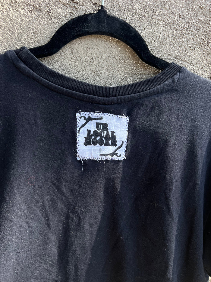 Dog Teeth - Black Cropped Tshirt