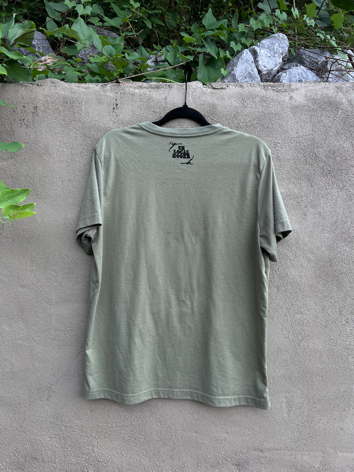 Dog Teeth - Green Tshirt