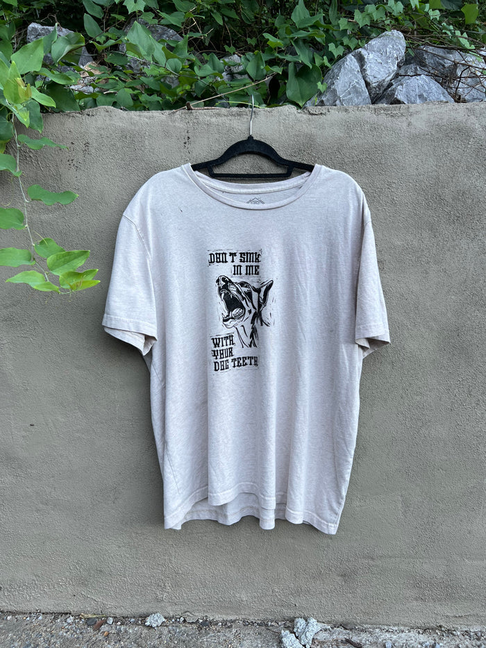 Dog Teeth - Off-White Tshirt