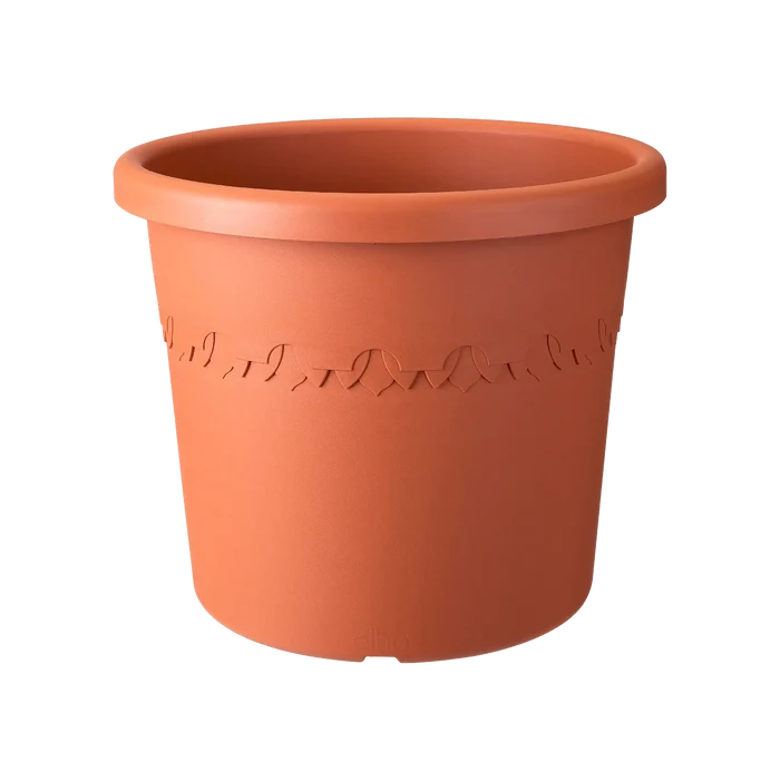 Algarve Cilindro Terra terracotta cylindrical garden planter pot with smooth finish