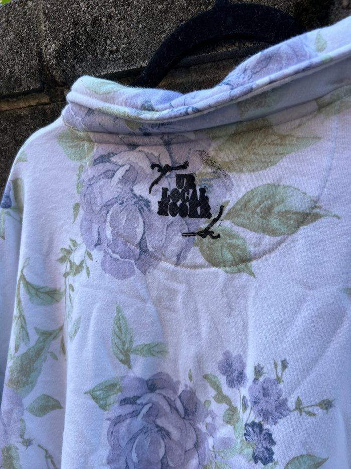 Go See Ethel Cain - Floral Pullover