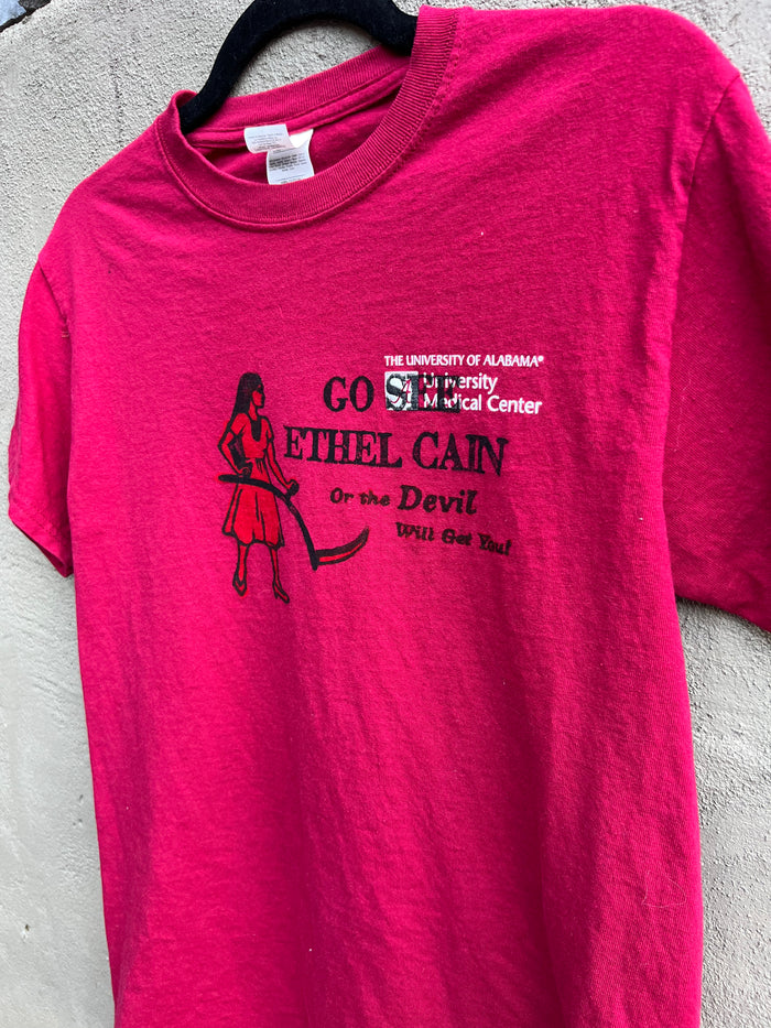 Go See Ethel Cain or the Devil Will Get You - AL Medical Center Red T-shirt