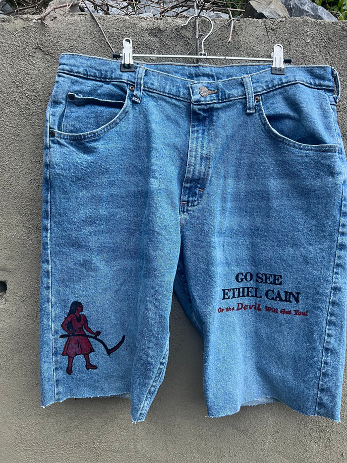 Go See Ethel Cain or the Devil Will Get You - Wrangler Jorts