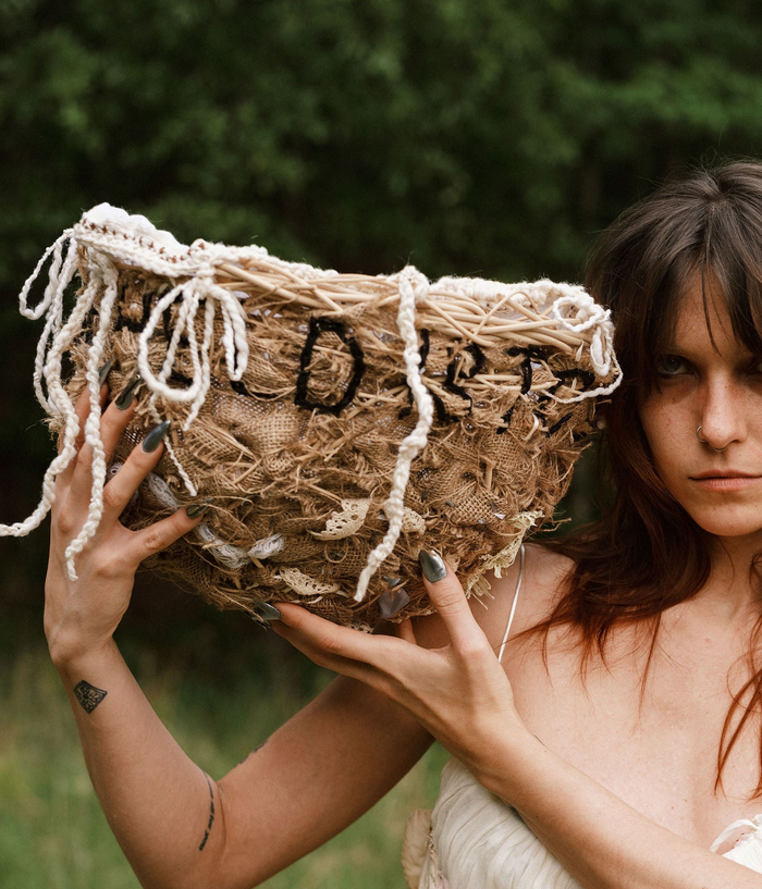 Held - Bird’s Nest Basket