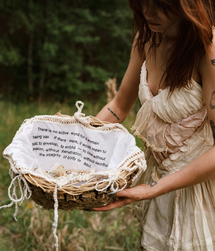 Held - Bird’s Nest Basket
