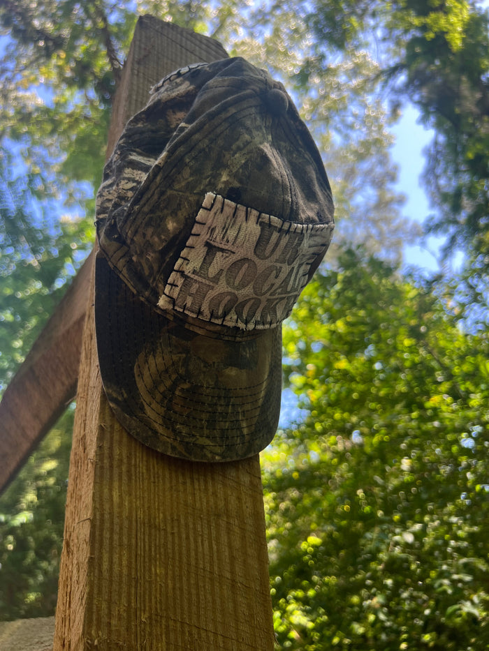 hookr merch - camo hat