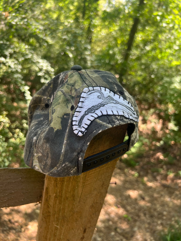 hookr merch - camo hat