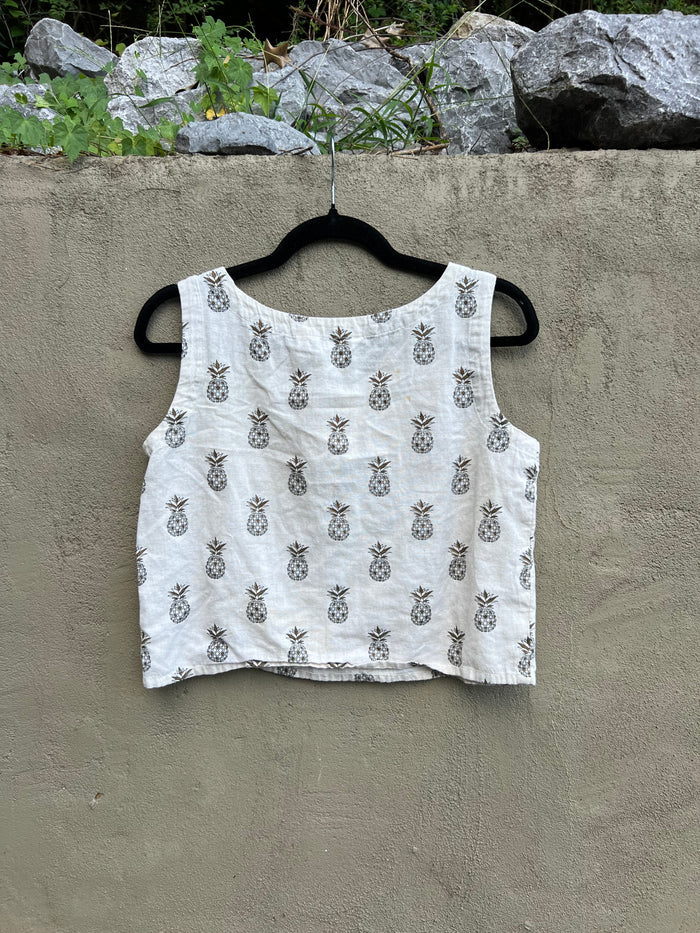 piss baby - pineapple tank
