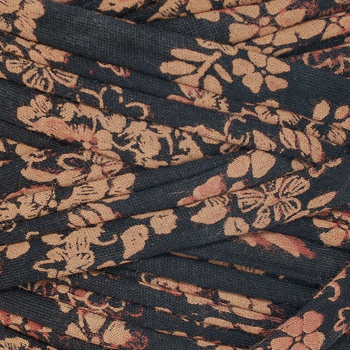 Printed Recycled T-Shirt Fabric Yarn - Vintage Floral