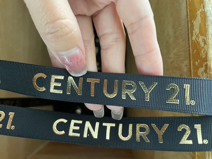 Wordmark Gift RIbbon